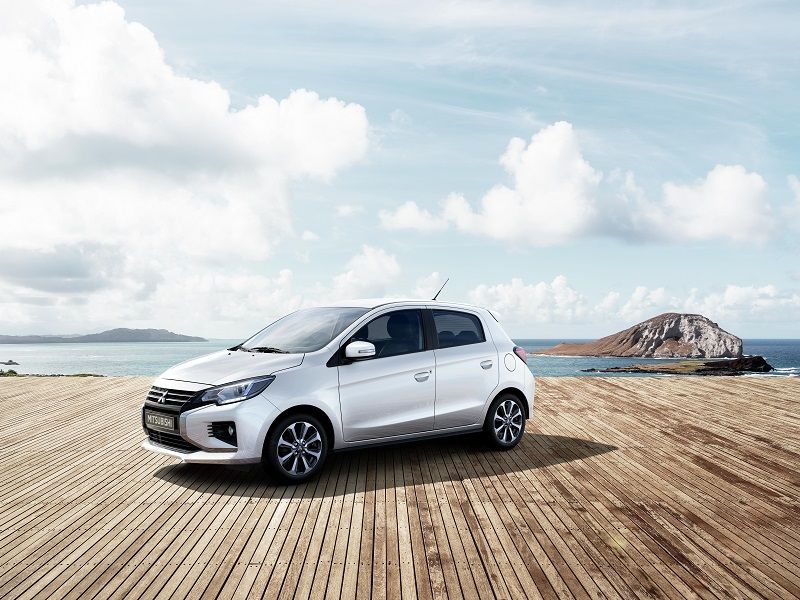Mitsubishi Space Star UNE COMPACTE ÉCONOMIQUE Mitsubishi Space Star UNE COMPACTE ÉCONOMIQUE