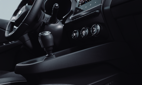 MOTORISATION Intérieur voiture Mitsubishi Colt